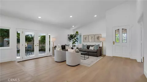 32 Deerwood E, Irvine, CA 92604 photo 6