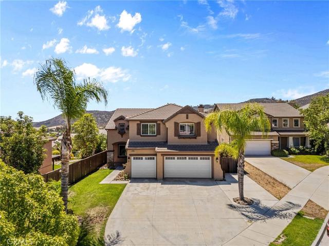 31926 Hyacinth Ct, Lake Elsinore, CA 92532