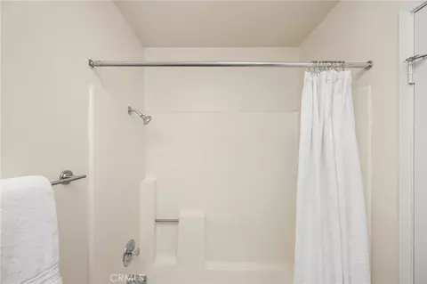 Bath - 5715 E Stillwater Ave #12, Orange, CA 92869 photo 2 of 5