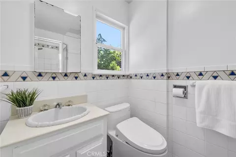 Bath - 7861 19th St, Westminster, CA 92683 photo 2 of 3