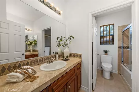 Bath - 95 Canopy, Irvine, CA 92603 photo 4 of 4