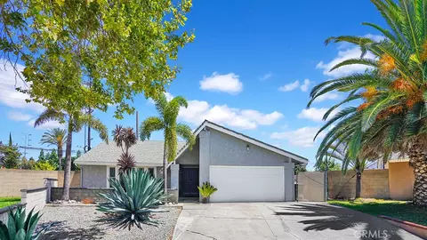 902 W Alpine, Santa Ana, CA 92707