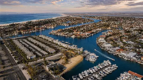 4167 Warner Ave #105, Huntington Beach, CA 92649