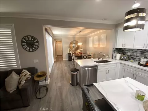 Entry Way - 40116 Stowe Rd, Temecula, CA 92591 photo 2 of 4
