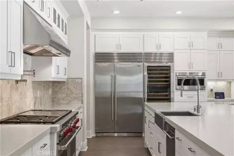 Kitchen - 54 Bellatrix, Irvine, CA 92618 photo 1 of 2