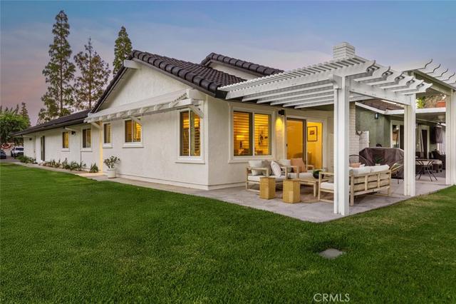 24142 Minnetonka Ln, Lake Forest, CA 92630