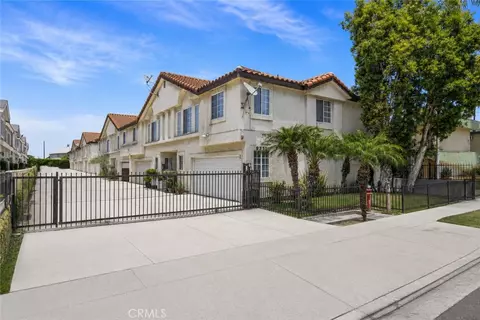 9333 Elm Vista Dr #4, Downey, CA 90242