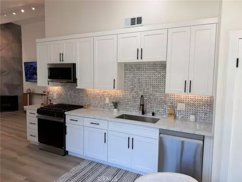 27181 Cedros, Mission Viejo, CA 92692