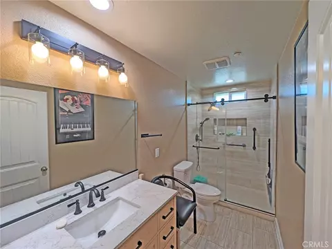 Bath - 18802 Alderbrook, Riverside, CA 92508 photo 2 of 3