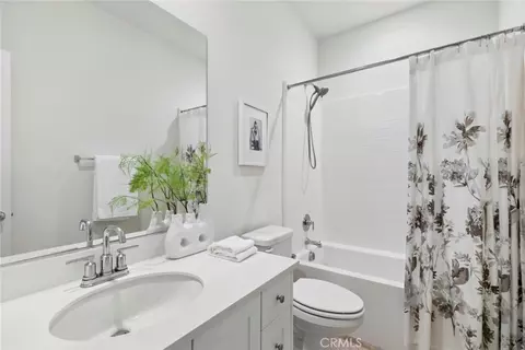 Bath - 145 Episode, Irvine, CA 92618 photo 3 of 4