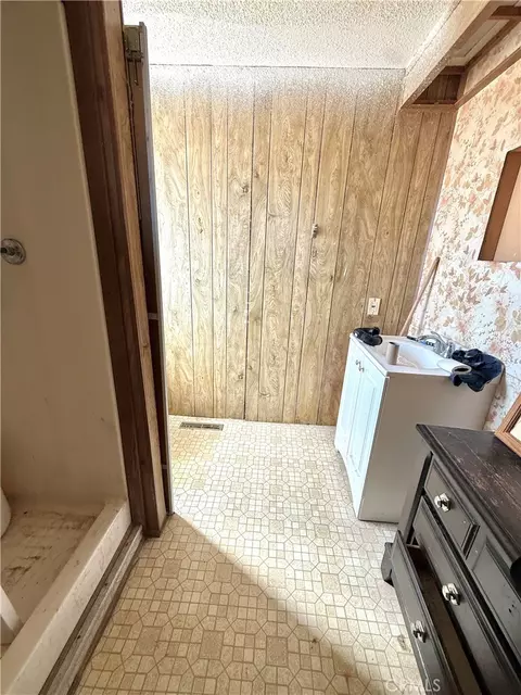 9589 Paramount, Phelan, CA 92371 photo 25