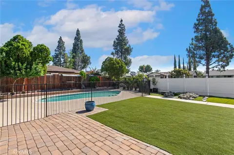 Exterior - 16570 Fairfax Dr, Fontana, CA 92336 photo 6 of 13