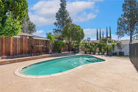 Exterior - 16570 Fairfax Dr, Fontana, CA 92336 photo 9 of 13