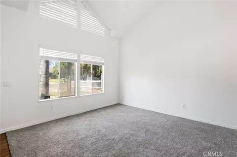 Living - 16570 Fairfax Dr, Fontana, CA 92336 photo 3 of 5