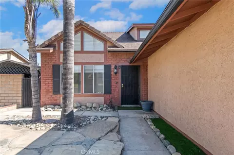 Exterior - 16570 Fairfax Dr, Fontana, CA 92336 photo 4 of 13
