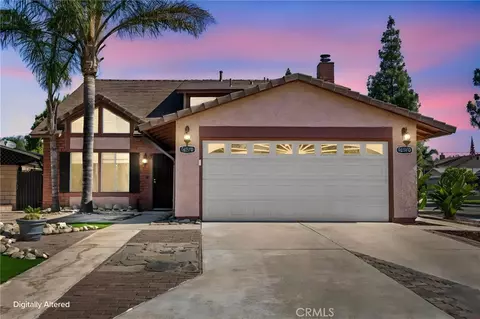 16570 Fairfax Dr, Fontana, CA 92336