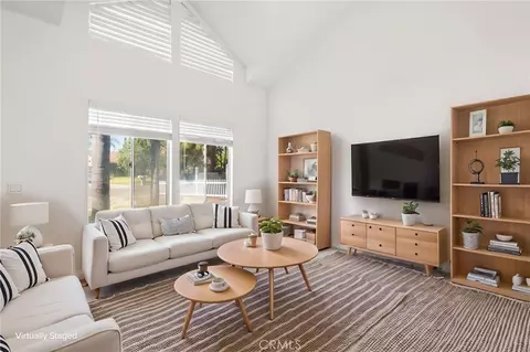 Living - 16570 Fairfax Dr, Fontana, CA 92336 photo 2 of 5