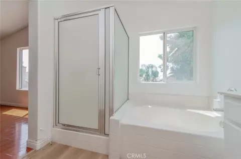 Bath - 4280 Jenkins Ln, Riverside, CA 92501 photo 5 of 5