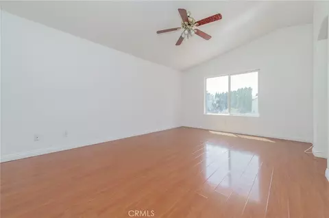 Living - 4280 Jenkins Ln, Riverside, CA 92501 photo 10 of 10