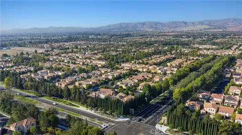 View/Area - 2 Conifer, Irvine, CA 92620 photo 6 of 9