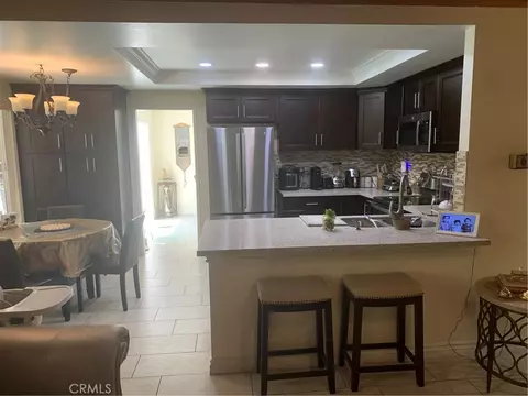 284 E Brookshire Pl, Brea, CA 92821 photo 4
