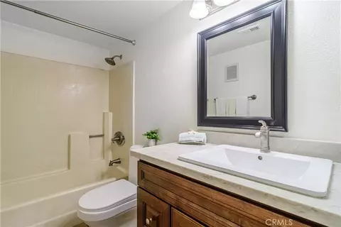 Bath - 14 Corniche #A, Dana Point, CA 92629 photo 1 of 3