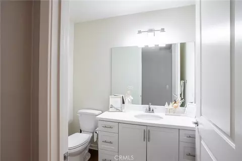 Bath - 616 Trailblaze, Irvine, CA 92618 photo 1 of 3