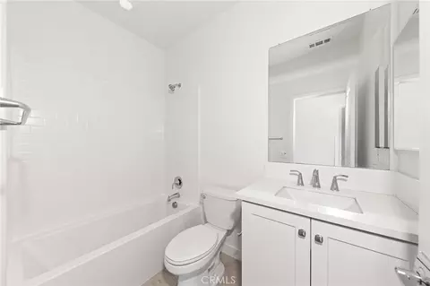 Bath - 1601 St Simon Cir #D, Alhambra, CA 91803 photo 3 of 3