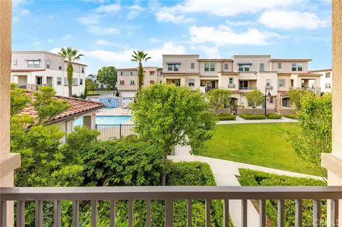 Exterior - 1601 St Simon Cir #D, Alhambra, CA 91803 photo 6 of 7