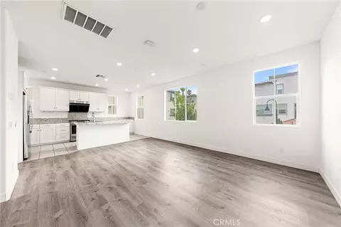 Living - 1601 St Simon Cir #D, Alhambra, CA 91803 photo 1 of 4