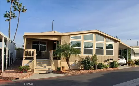 19361 Brookhurst St #13, Huntington Beach, CA 92646