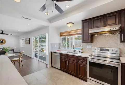 Kitchen - 5131 Greencap, Irvine, CA 92604 photo 5 of 5