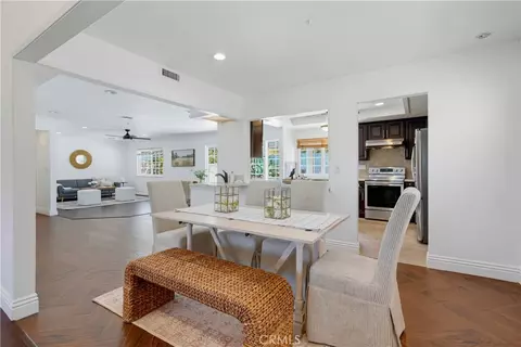 Dining - 5131 Greencap, Irvine, CA 92604 photo 2 of 4
