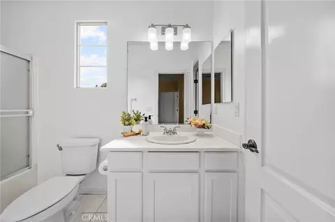 Bath - 71 Sanctuary, Irvine, CA 92620 photo 4 of 4