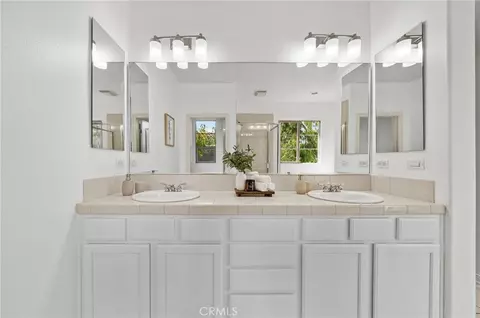 Bath - 71 Sanctuary, Irvine, CA 92620 photo 3 of 4
