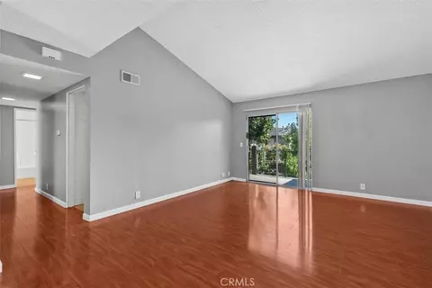 4201 W 5th St #311, Santa Ana, CA 92703