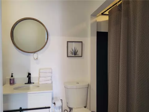 Bath - 2828 E 10th, Long Beach, CA 90804 photo 3 of 4