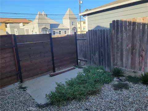 Exterior - 2828 E 10th, Long Beach, CA 90804 photo 4 of 4