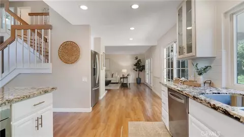 Entry Way - 2 Alba E, Irvine, CA 92620 photo 4 of 6