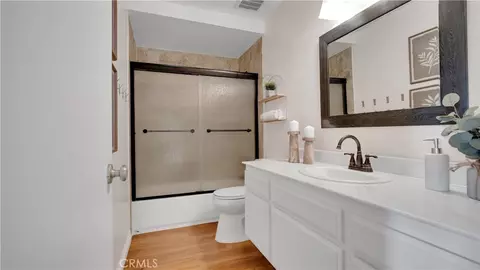 Bath - 2 Alba E, Irvine, CA 92620 photo 2 of 4