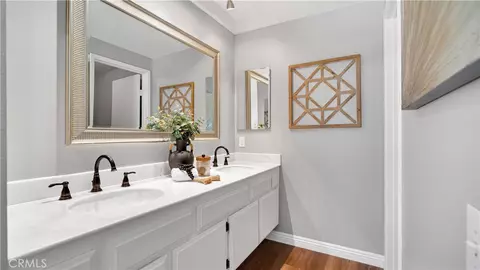 Bath - 2 Alba E, Irvine, CA 92620 photo 3 of 4