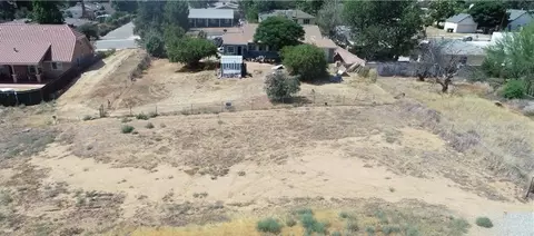 412 E 12th St, Beaumont, CA 92223