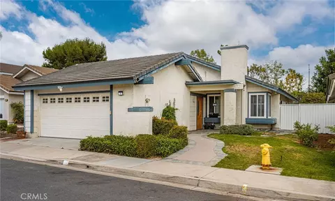 7 Atlanta, Irvine, CA 92620