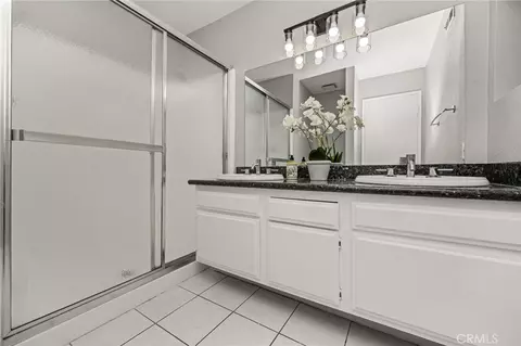 Bath - 7 Atlanta, Irvine, CA 92620 photo 4 of 4