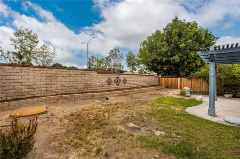 Exterior - 7 Atlanta, Irvine, CA 92620 photo 7 of 9