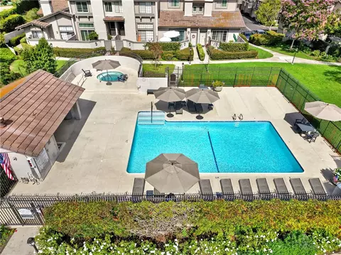 10 Evening Shadow, Irvine, CA 92603 photo 32