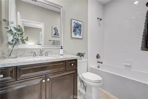 Bath - 105 Rake, Irvine, CA 92618 photo 6 of 6