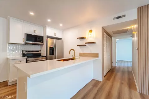 21951 Rimhurst Dr #202, Lake Forest, CA 92630