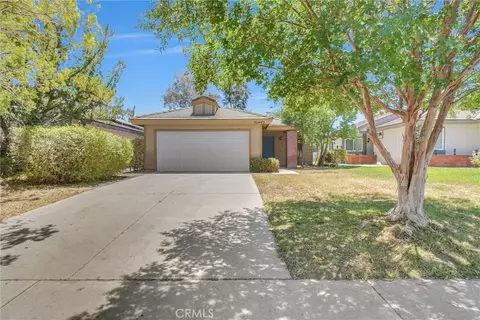 30483 Danube Ct, Temecula, CA 92591 photo 2