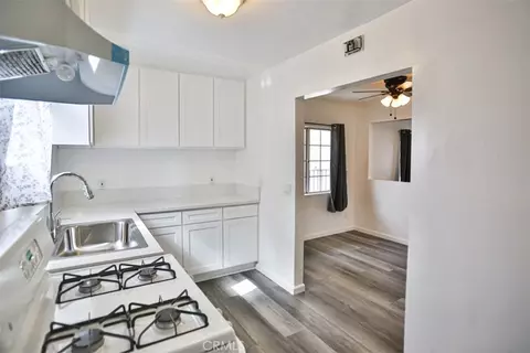 2154 E 14th St, Long Beach, CA 90804 photo 4